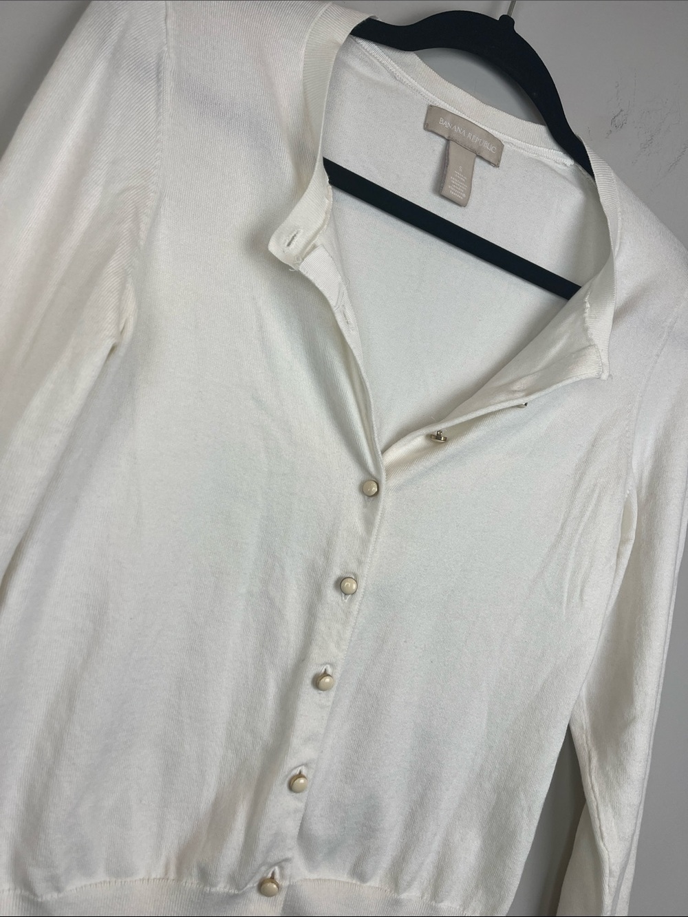 Banana Republic Cardigan Cream Ivory Silk Blend Shank Enamel Buttons Size Small - Picture 3 of 6